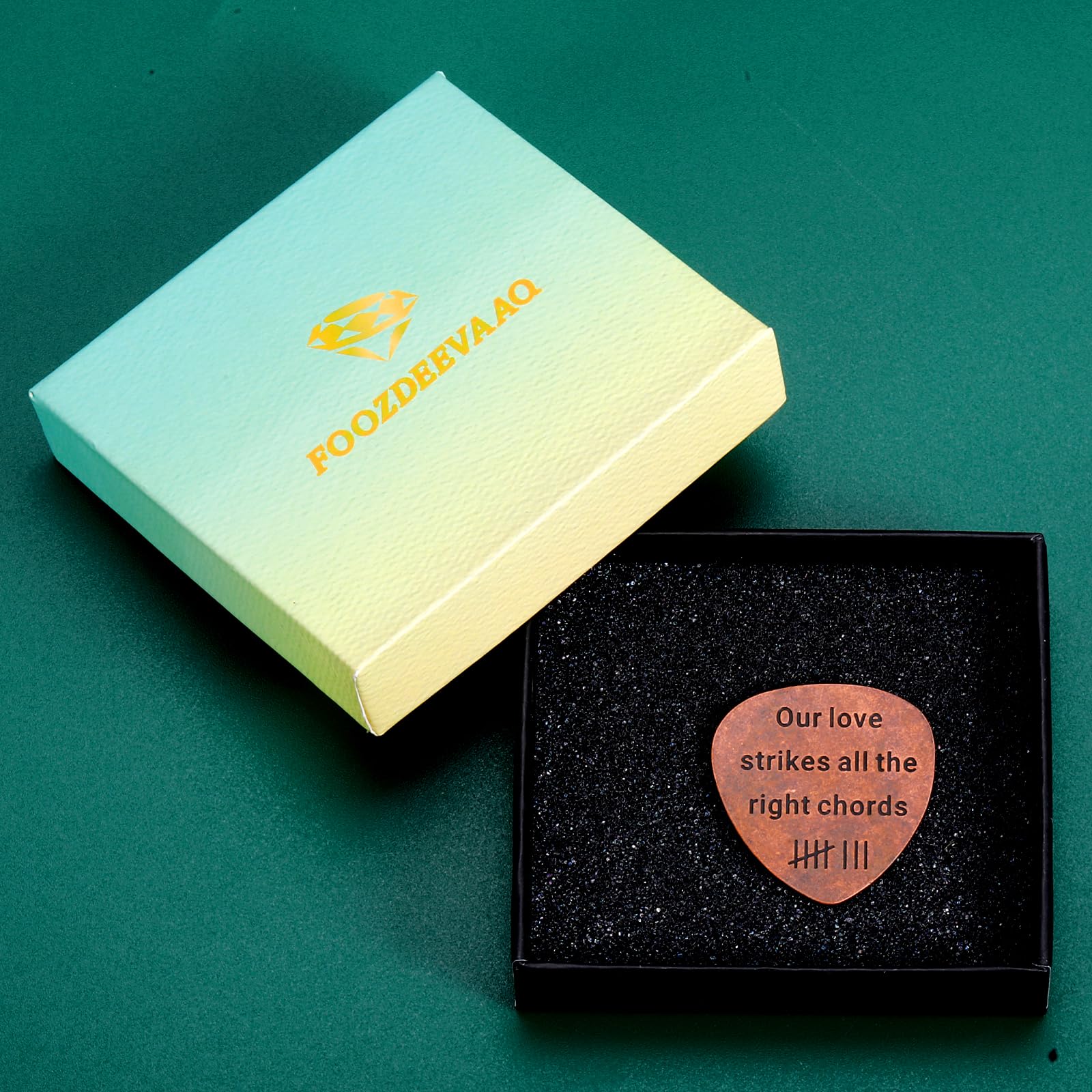 FOOZDEEVAAQ Bronze Anniversary Day Gifts for Men Guitar Picks & Bass Picks