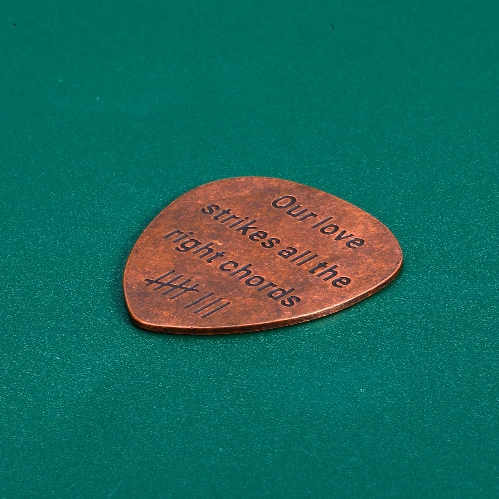 FOOZDEEVAAQ Bronze Anniversary Day Gifts for Men Guitar Picks & Bass Picks