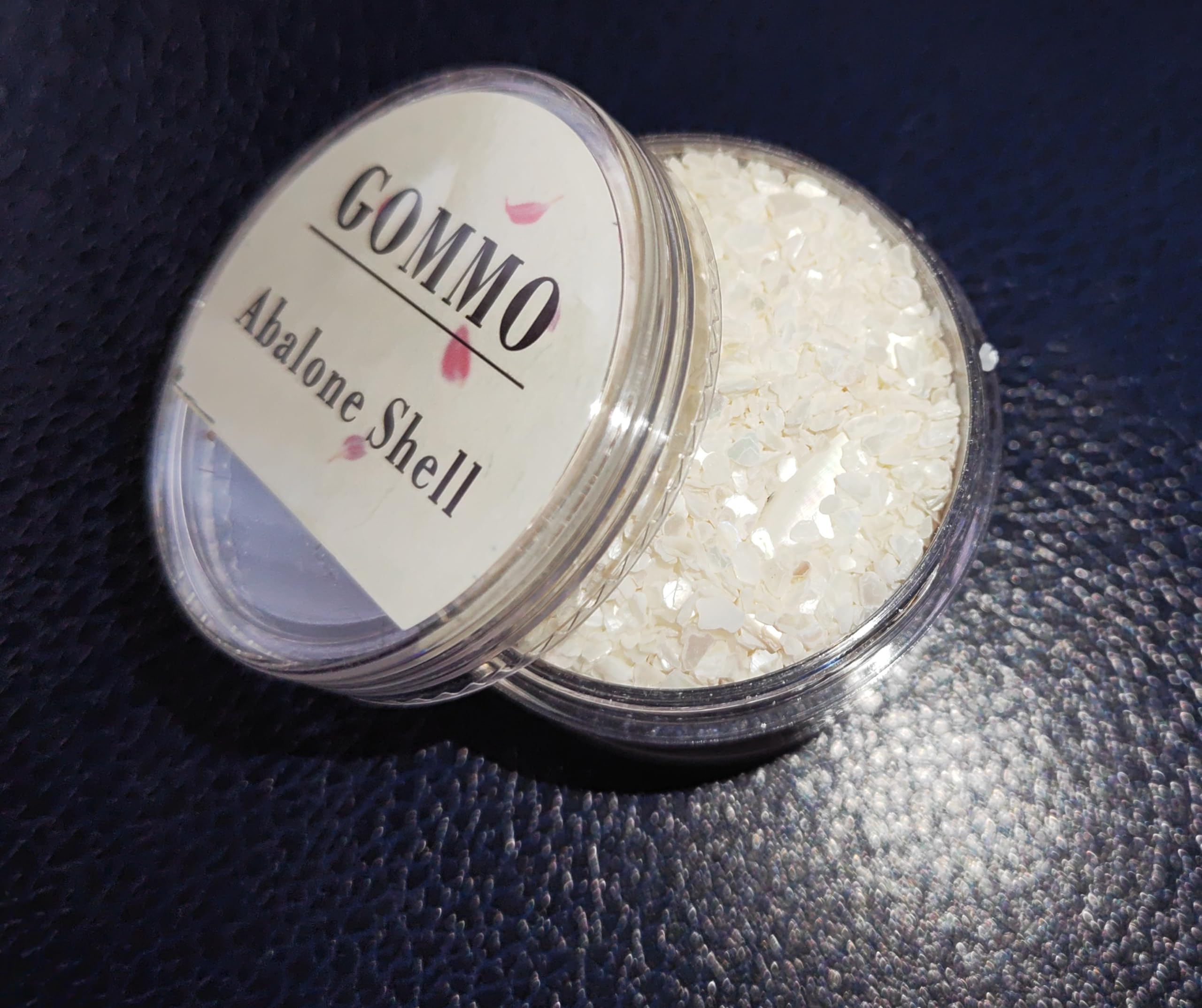 GOMMO Mother of Pearl Crushed Flake 2oz Shell Inlay Supplies for Woodcrafts,Luthiers and Hobbies (White, Middle)