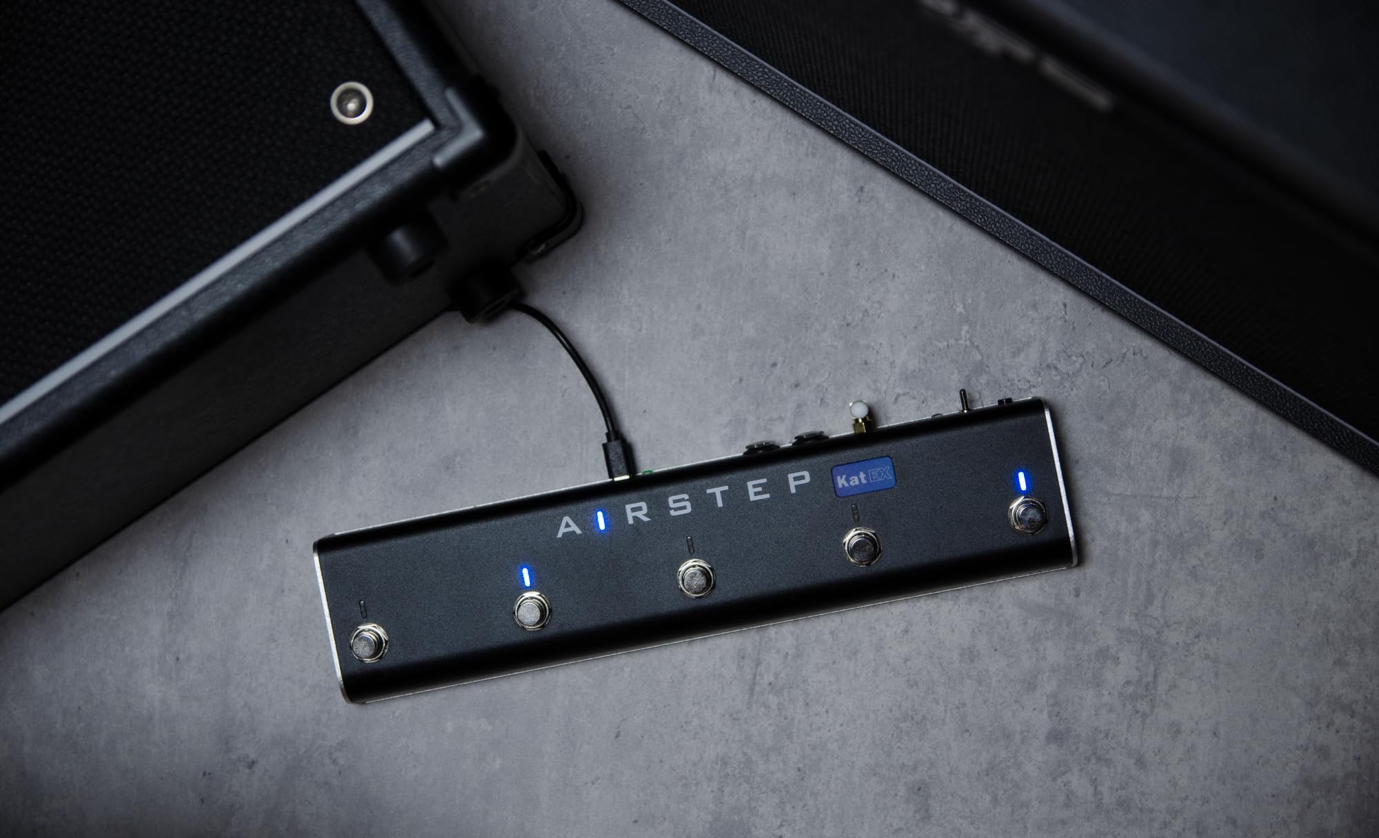 XSONIC Airstep Kat EX, KATANA Gen3, MkII & MkI Footswitch, 3 Control Modes, Change Effect Type, 2 expression pedal inputs, Modify Amp sound with BTS App for iOS and Android