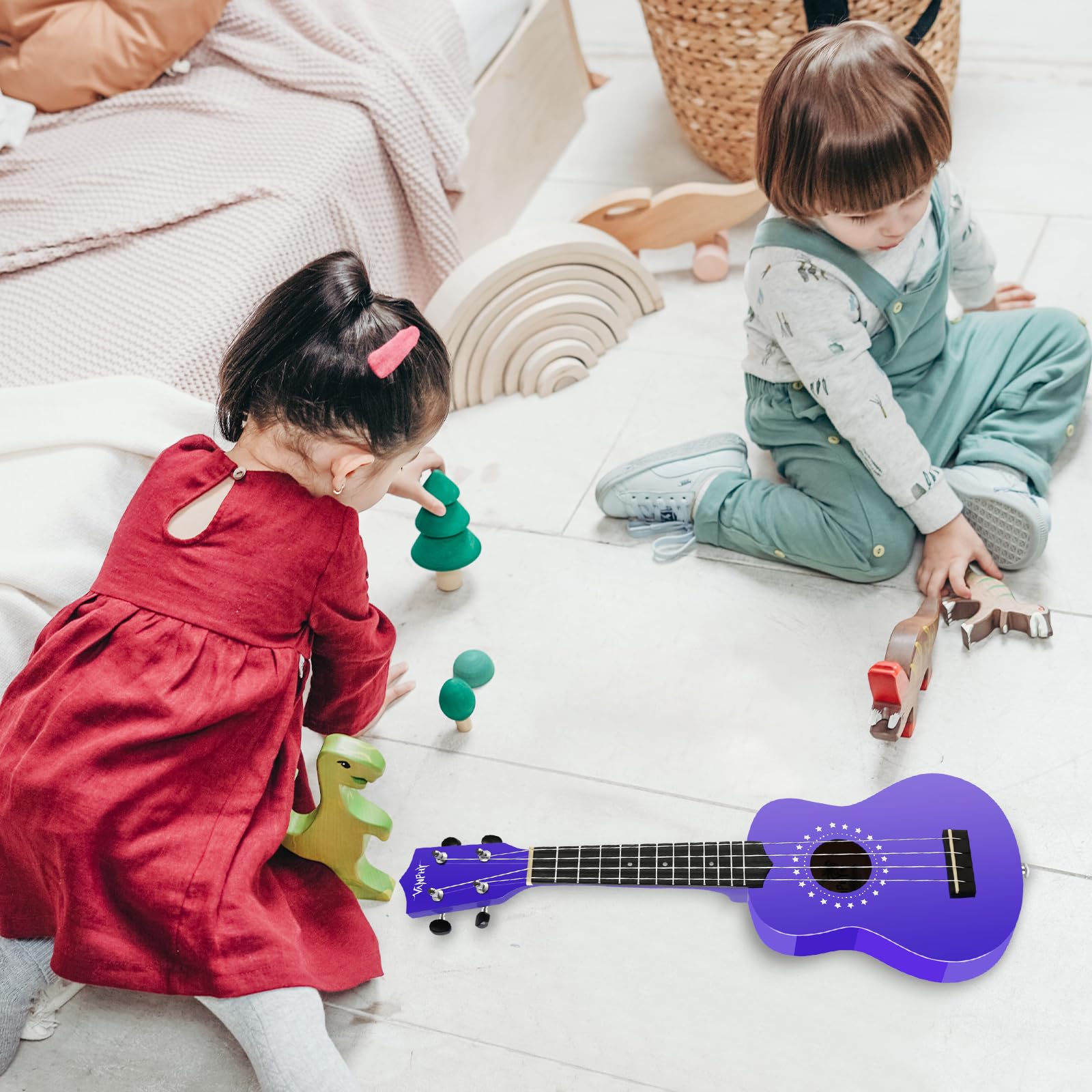 VANPHY Soprano Ukulele for Kids 21 Inch Ukelele with Bag Strap Picks Songbook Cleaning Cloth Suitable for Adults and Beginners(Purple)