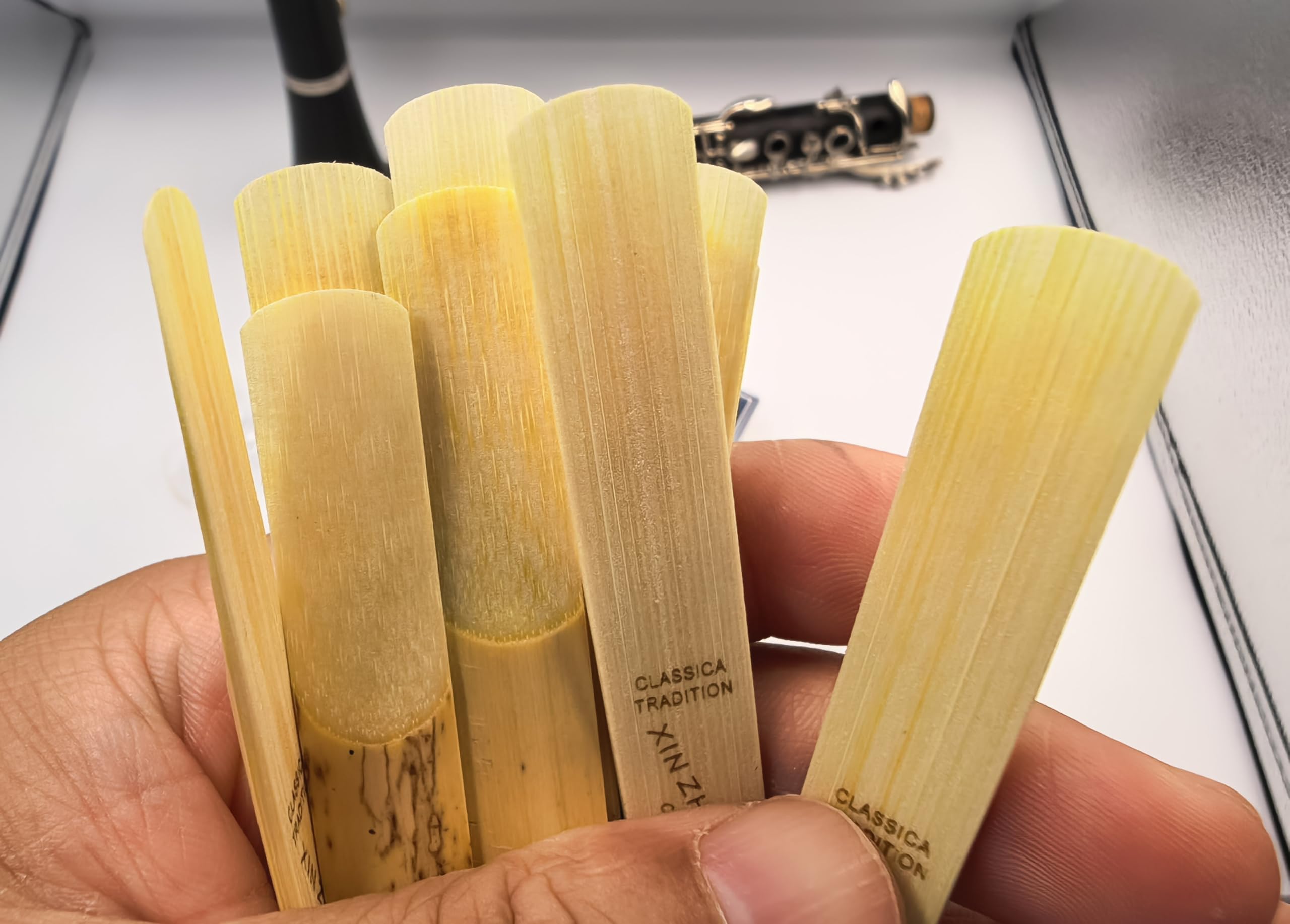10PCS Clarinet Reeds for Clarinet Beginner and Intermediates Strength 2.5