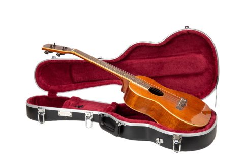 Crossrock Baritone Ukulele Case, Fits Up to 31 Inches | Molded Hardshell with Scratch-Resistant Matte Finish, Security Lock, Accessory Compartment & Shoulder Straps — Black (CRA880BUBK)