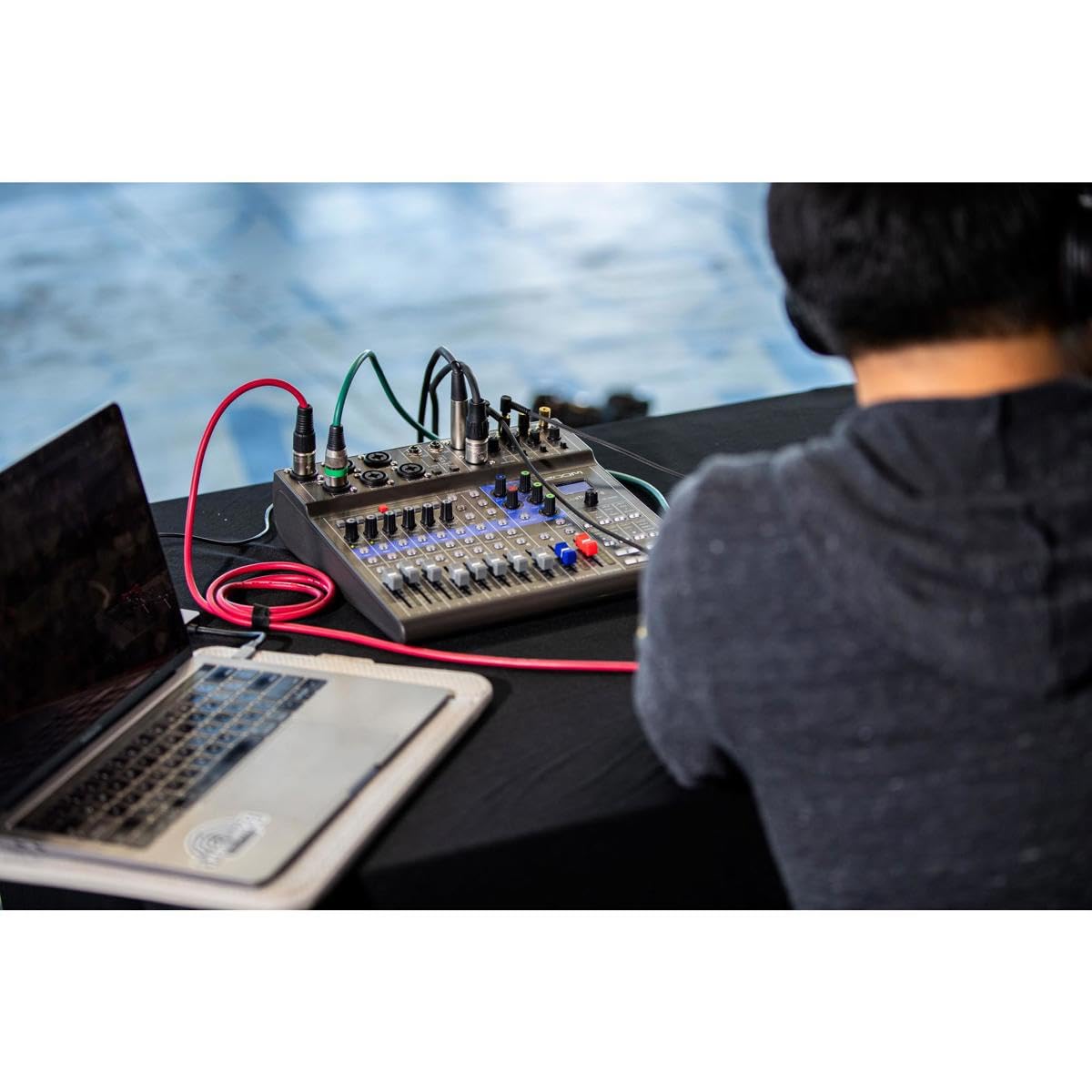 Zoom LiveTrak L-8 Battery Powered Mixer/Recorder for Musicians & Podcasters