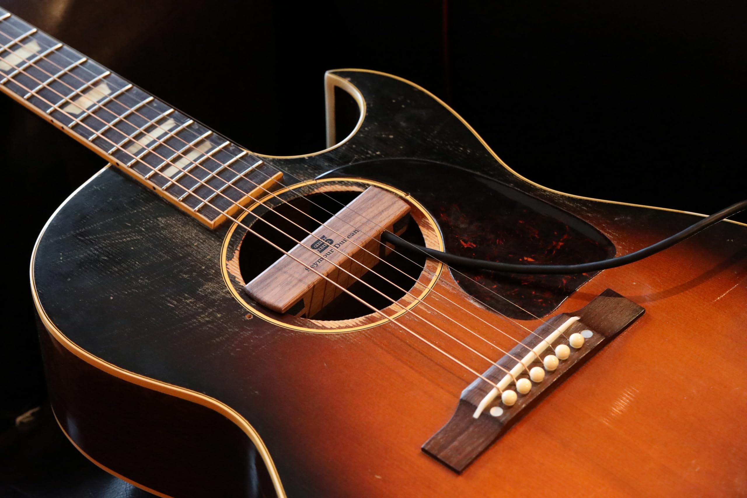 Seymour Duncan Woody Hc Hum Canceling – Walnut – Acoustic Guitar Pickup