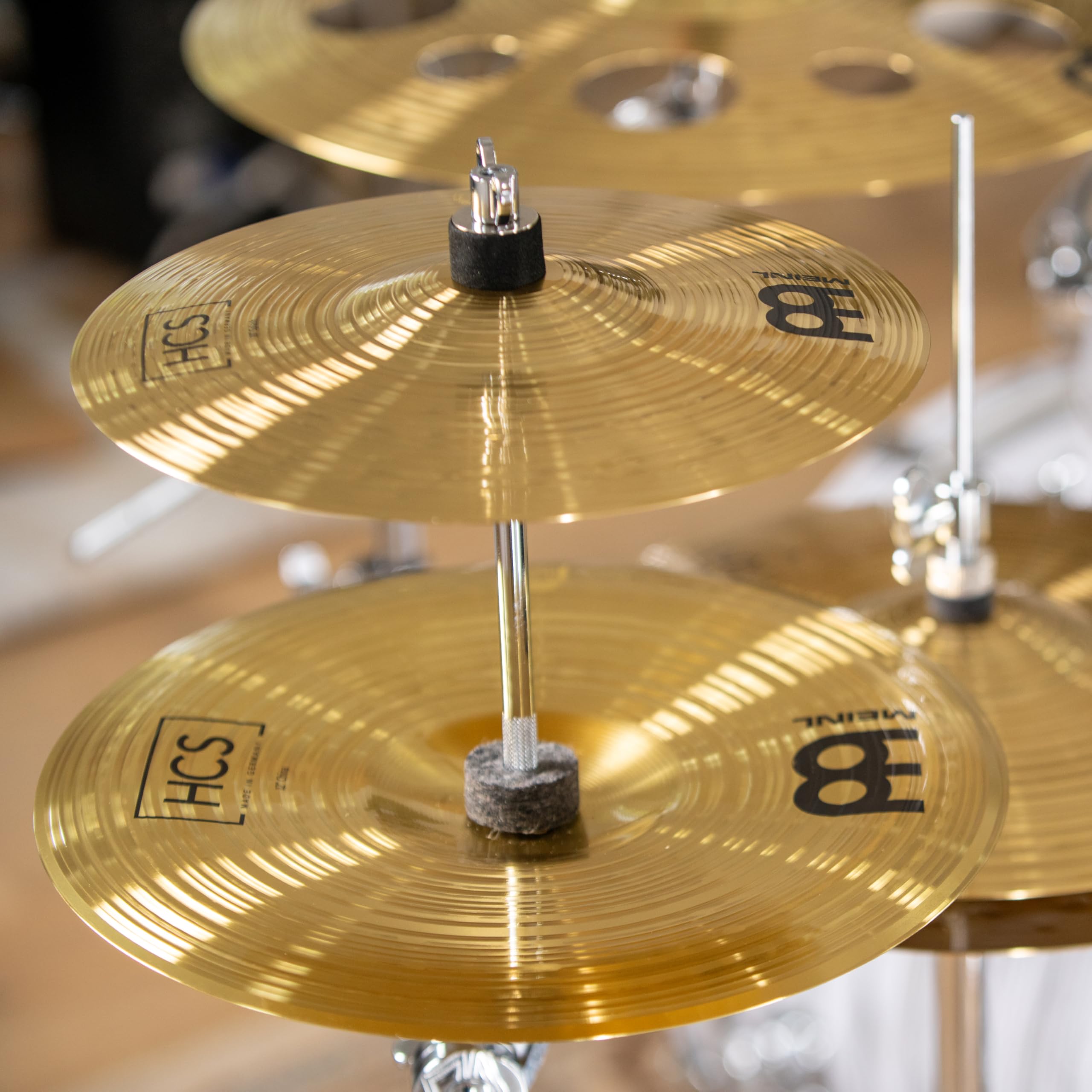 Meinl Cymbals HCS-FX HCS Cymbal Box Set Effects Pack with 10″ Splash, 12″ China, Plus a FREE Cymbal Stacker (VIDEO)