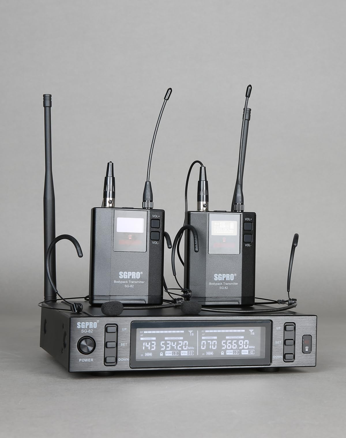 SGPRO SG-82BB Dual Wireless Microphone System, 520-590 MHz