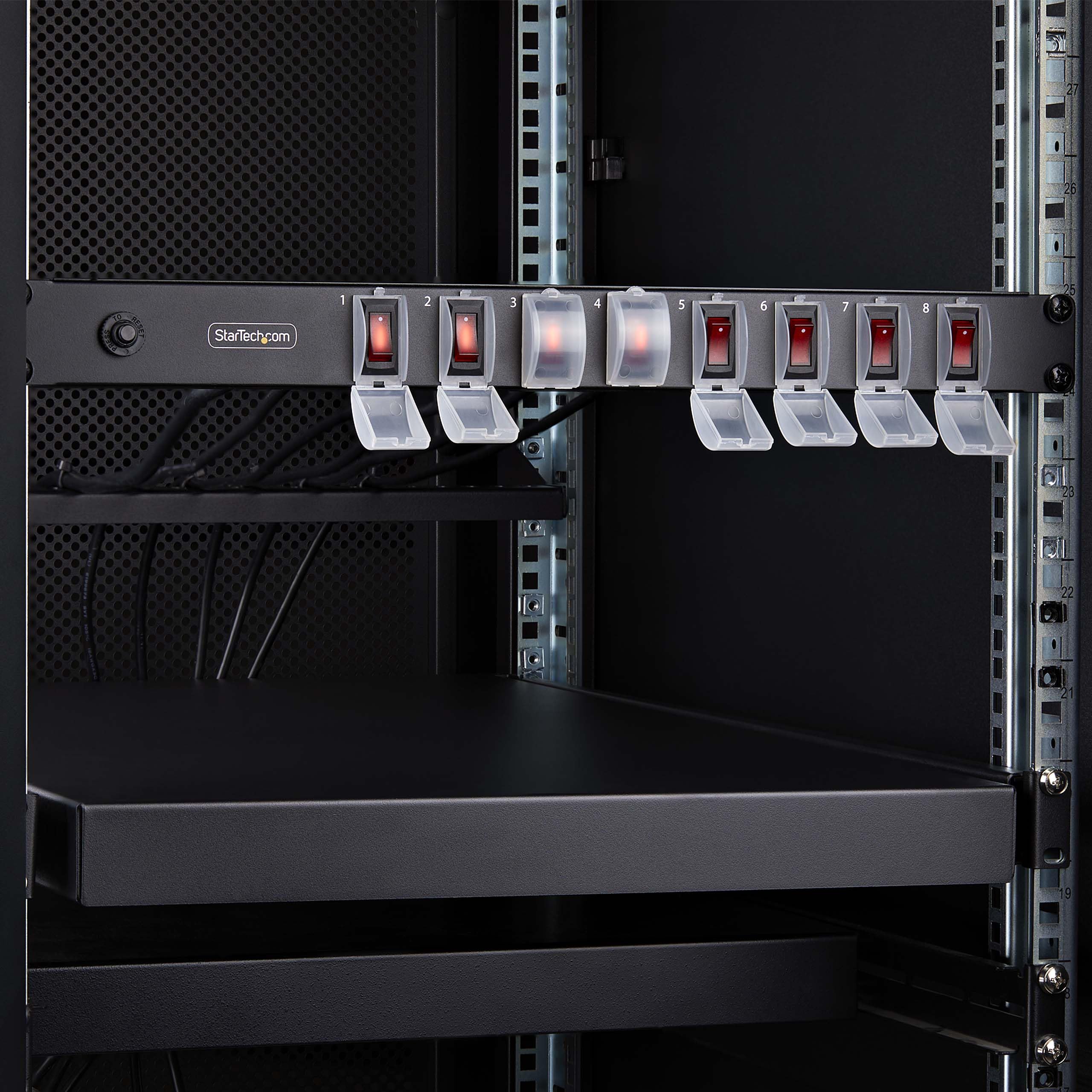 StarTech 8-Outlet 1U Switched PDU, 15A, TAA, 125V (8NS8-RACK-MOUNT-PDU)