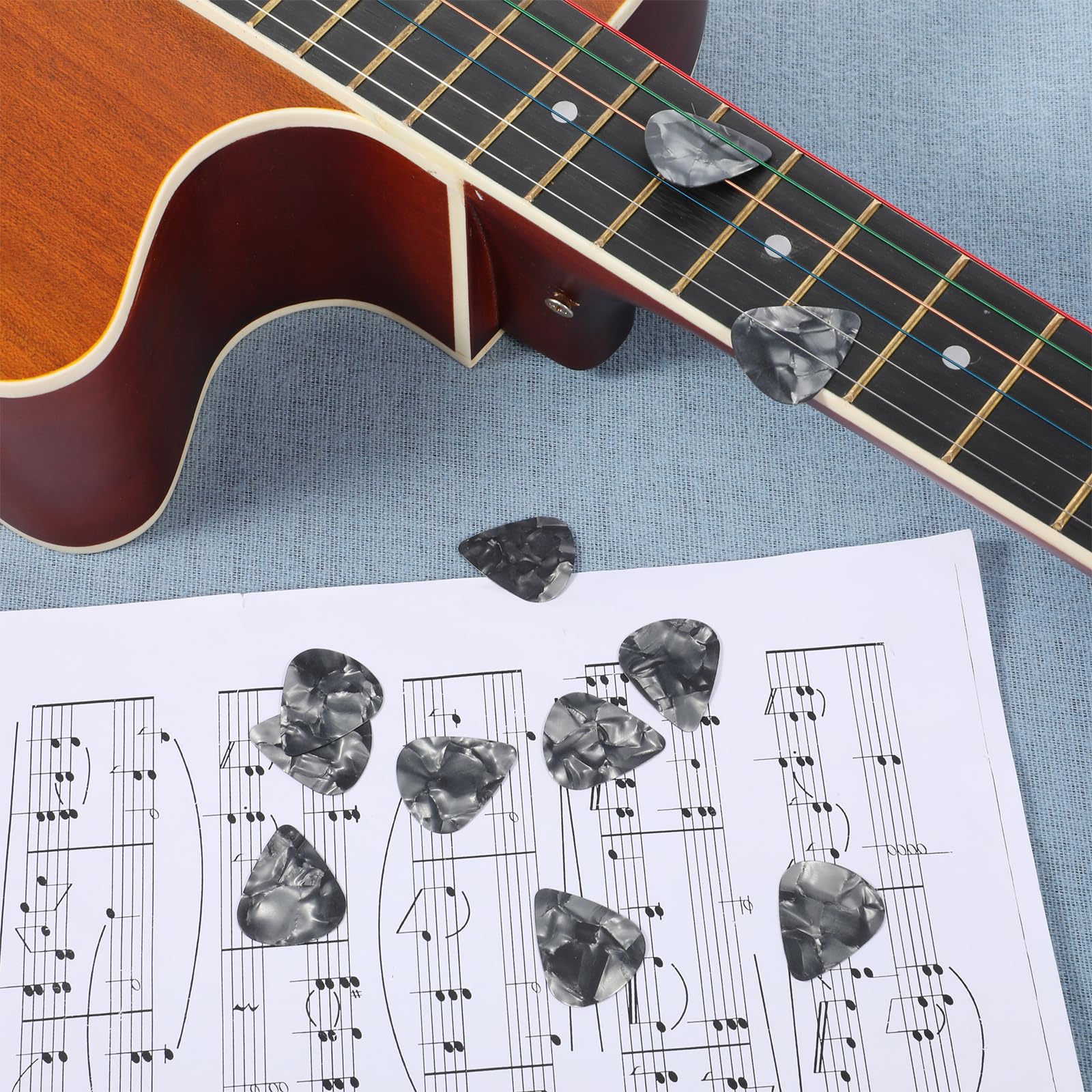 30pcs Black Guitar Picks, Celluloid Guitar Plectrums Bulk Guitars Picks Thin Pick And Bass Pick For Electric, Acoustic, Bass Guitars (0.5 Mm)