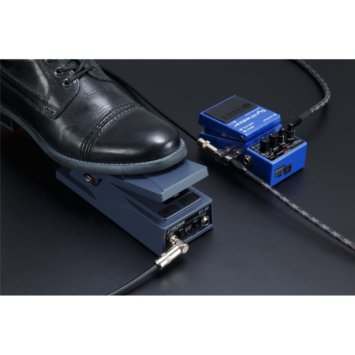BOSS SY-1 Guitar/Bass Synthesizer Guitar Pedal (SY-1)