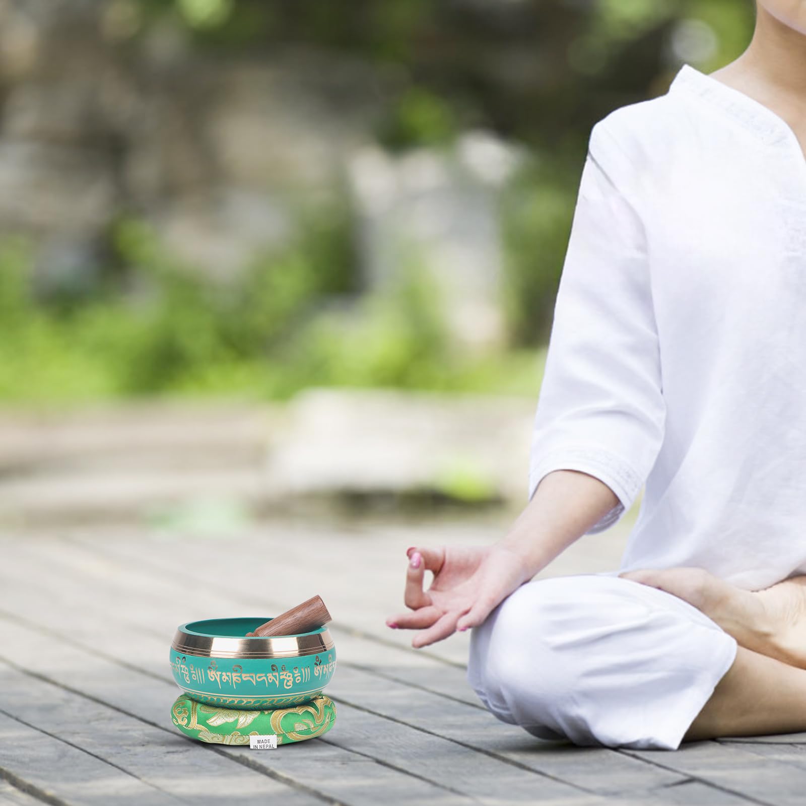 Kmise Tibetan Singing Bowls Set- Handmade in Nepal Meditation Sound Bowls for Yoga, Meditation, Mindfulness, Healing and Chakra Balancing, Stress Relief (5′, Green)