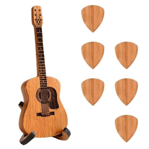 heqxwl Wooden Guitar Pick Box with 6 Pcs Guitar Picks，Mini Storage Box for Guitarists,Musician Engraved Wooden Plectrum Case,Acoustic Guitar Box for Electric Bass Guitar Ukulele Lover.