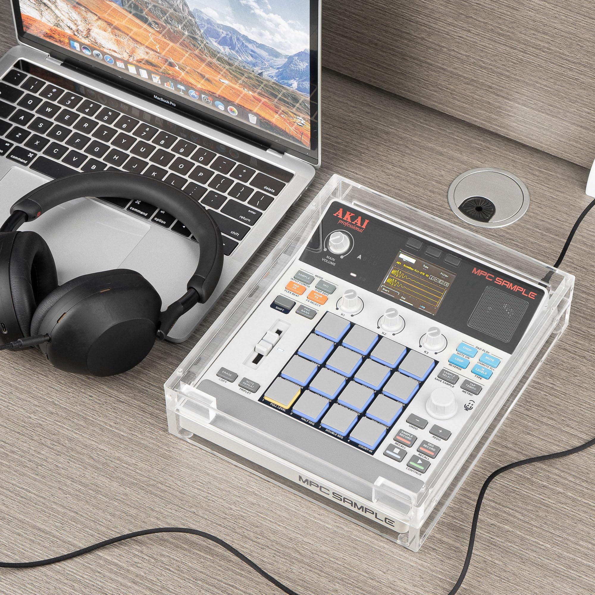 Geekria Audio Sampler Acrylic Protective Case/Dust cover, Compatible with Akai Professional MPC Sample Portable Groovebox, Magnetic Opening and Closing Design