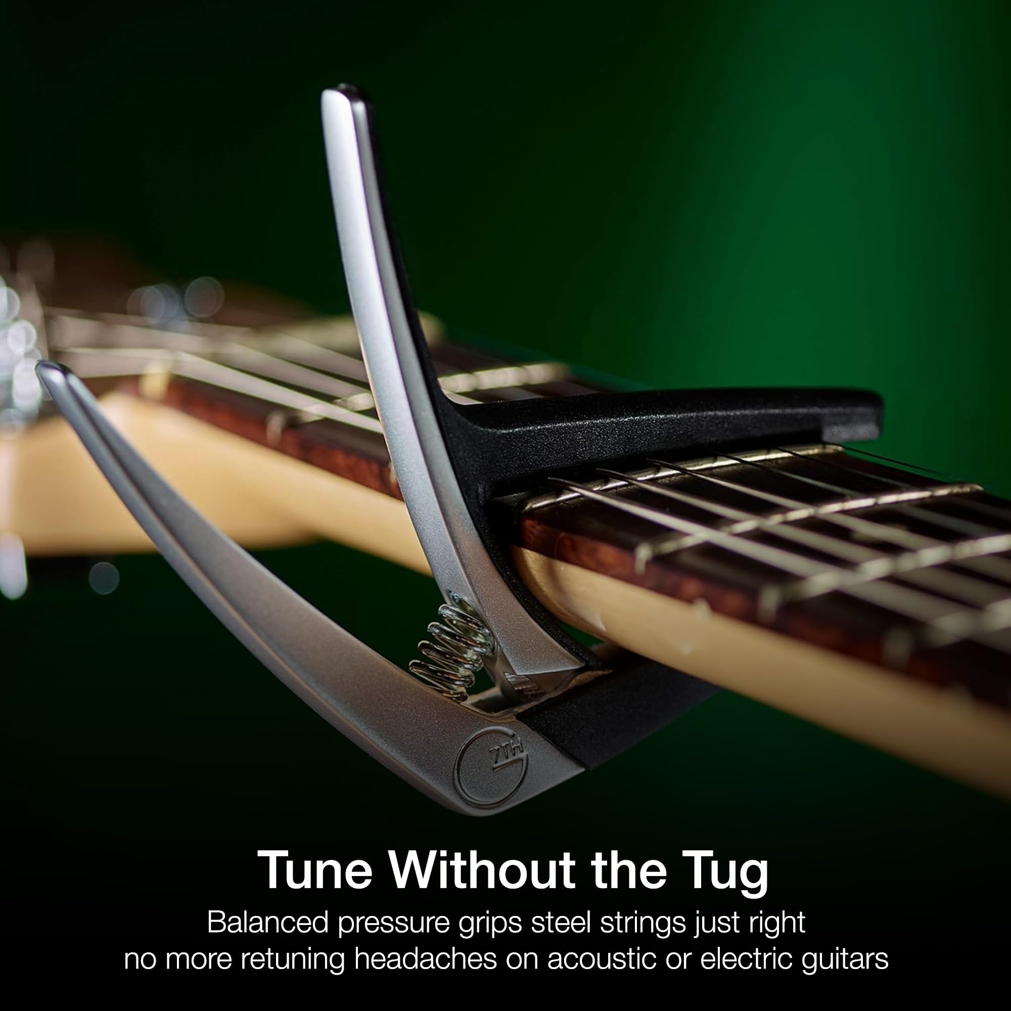 G7th Nashville 6 String Black Guitar Capo – Lightweight and Low Profile with Protective Silicone Pads – The Perfect Capo for Acoustic and Electric Guitar – UK Designed