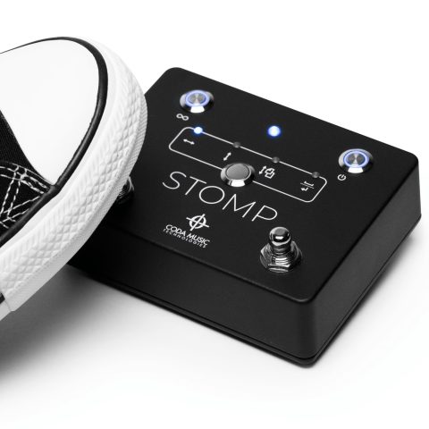 Stomp Bluetooth Page Turner for iPad & Tablets, Hands-Free Foot Pedal