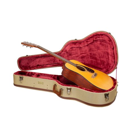Crossrock Master Series Acoustic Guitar Case for Martin D-28 / Grand Auditorium | Fabric Tweed Exterior, Re-Engineered Shell, Leather Handle & Deep Red Velvet Interior(CRW720D28FT)
